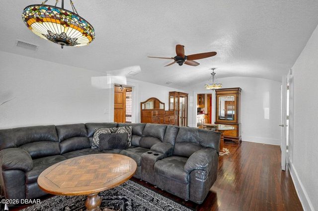 112 S Oleander Avenue, Daytona Beach, FL 32118