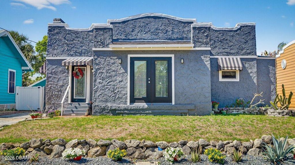 112 S Oleander Avenue, Daytona Beach, FL 32118