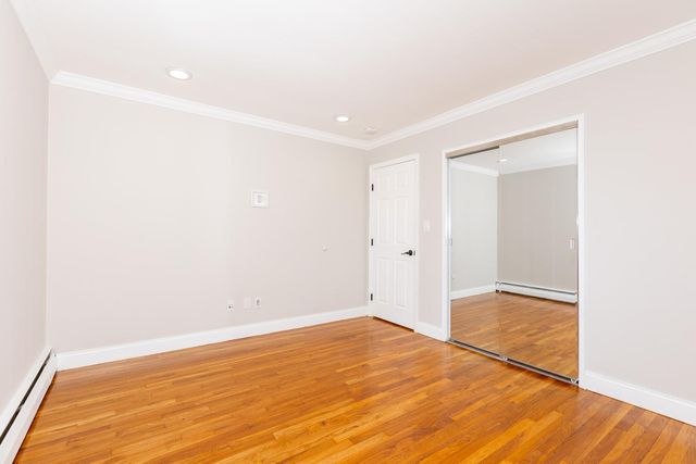 240 W 21st Street, Deer Park, NY 11729