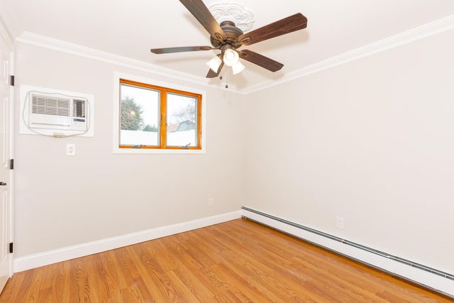 240 W 21st Street, Deer Park, NY 11729