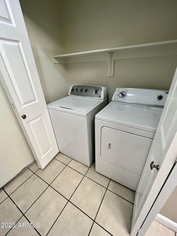 5911 S 35th Place, Phoenix, AZ 85040