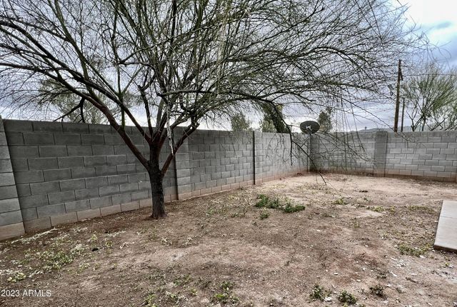 5911 S 35th Place, Phoenix, AZ 85040