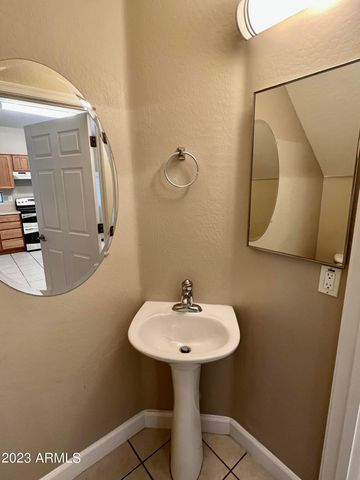 5911 S 35th Place, Phoenix, AZ 85040
