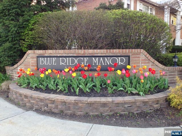 2-18 Virginia Drive B, Fair Lawn, NJ 07410