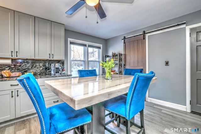 7 East Lake Road, Trumbull, CT 06611