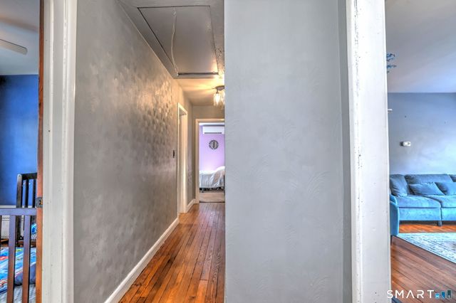 7 East Lake Road, Trumbull, CT 06611