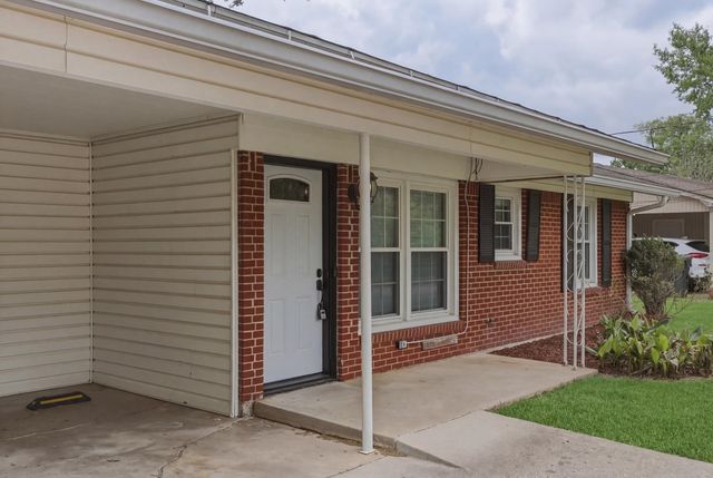 3122 Faith Ln, Tyler, TX 75701