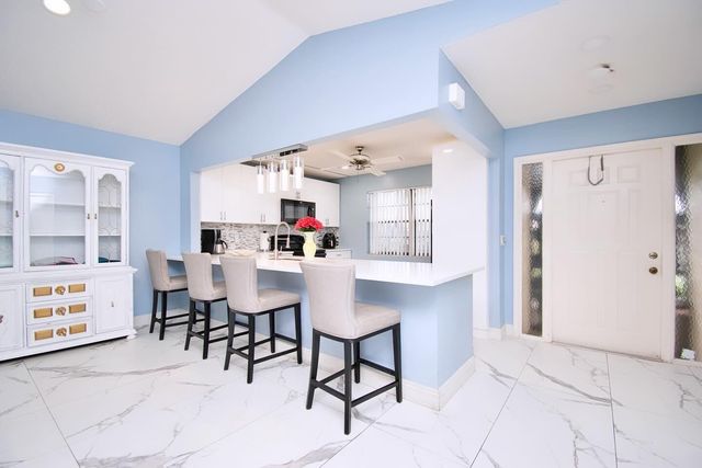23301 Barlake Drive 23, Boca Raton, FL 33433