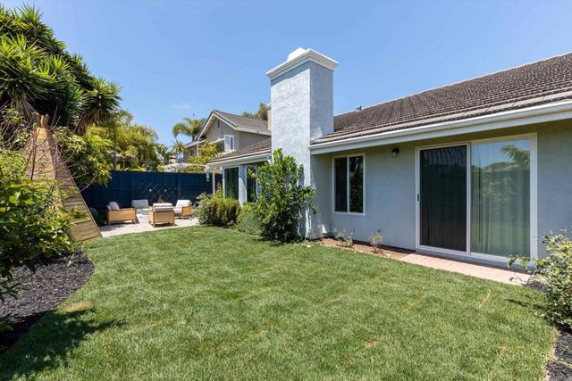 1821 Hawk View Drive, Encinitas, CA 92024