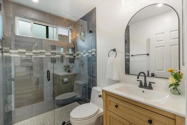 1821 Hawk View Drive, Encinitas, CA 92024