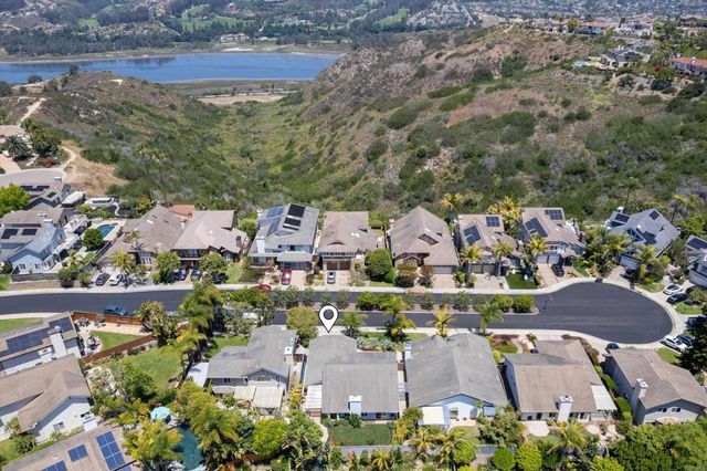 1821 Hawk View Drive, Encinitas, CA 92024