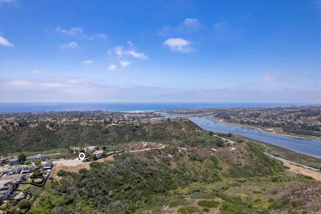 1821 Hawk View Drive, Encinitas, CA 92024
