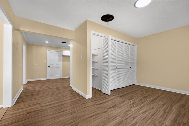 4205 NW Santa Fe Ave, Lawton, OK 73505