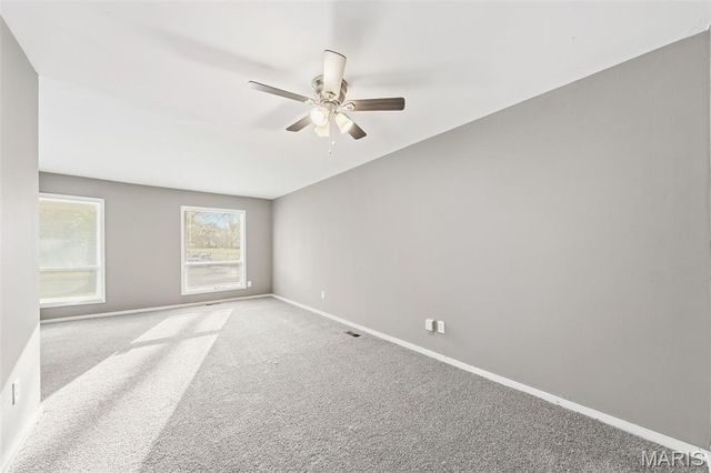 11901 Rosevalley Lane, St Louis, MO 63138