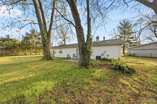 11901 Rosevalley Lane, St Louis, MO 63138