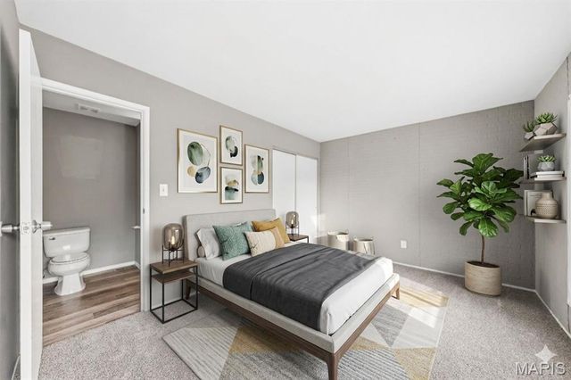 11901 Rosevalley Lane, St Louis, MO 63138