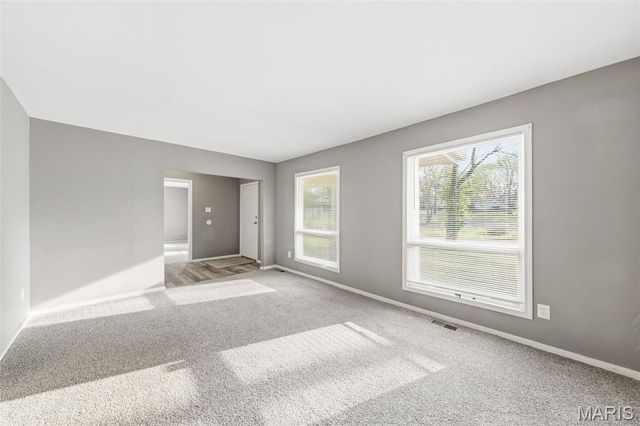 11901 Rosevalley Lane, St Louis, MO 63138