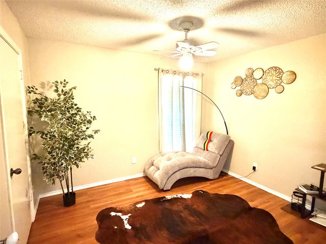 2313 Lakeshore Lane, Rowlett, TX 75088