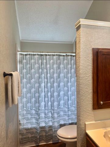 2313 Lakeshore Lane, Rowlett, TX 75088