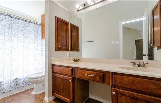 2313 Lakeshore Lane, Rowlett, TX 75088