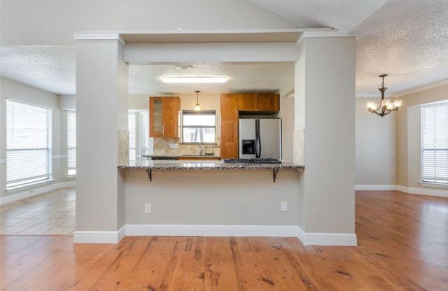 2313 Lakeshore Lane, Rowlett, TX 75088