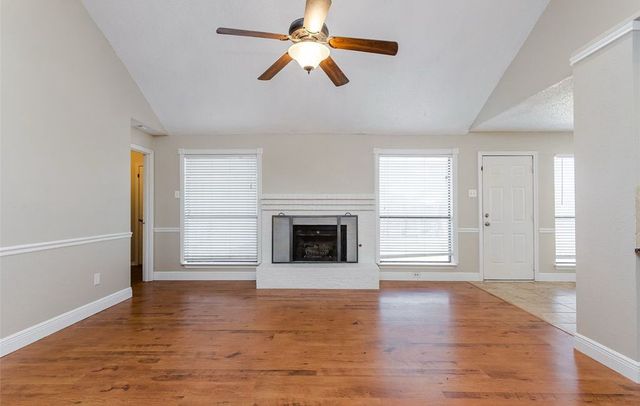 2313 Lakeshore Lane, Rowlett, TX 75088
