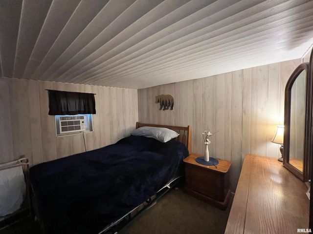 4 VICTORY Lane, Marion, IL 62959