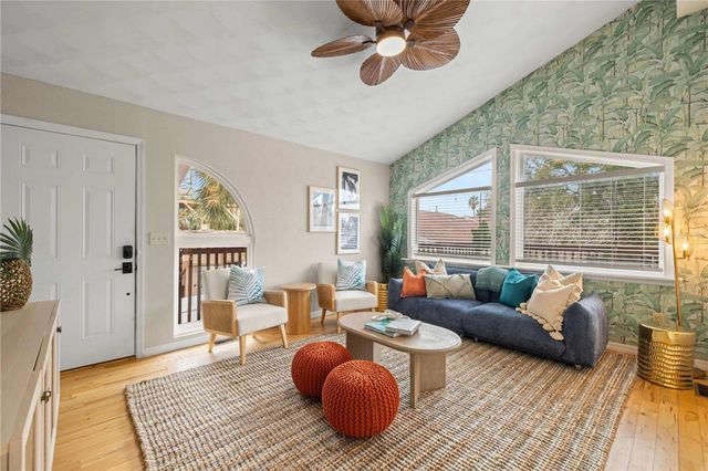 2302 BAY BOULEVARD, Indian Rocks Beach, FL 33785