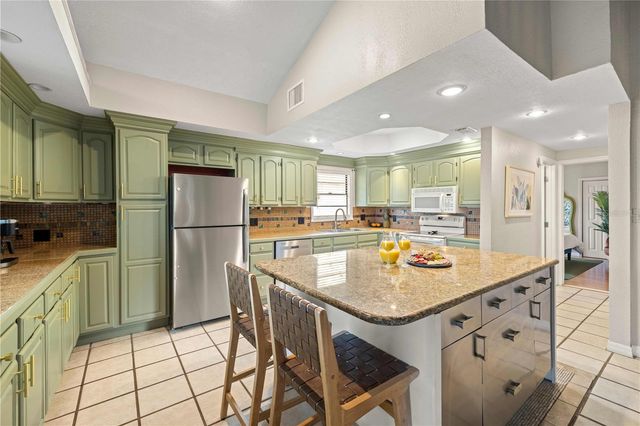 2302 BAY BOULEVARD, Indian Rocks Beach, FL 33785