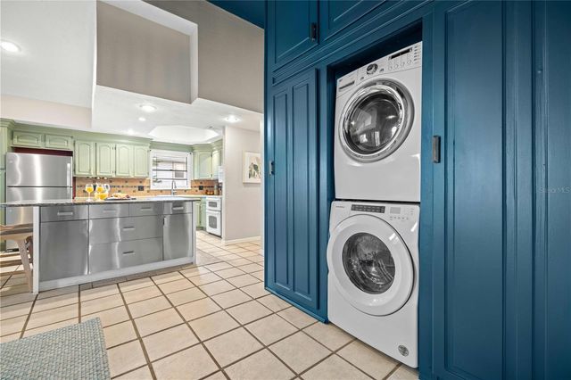 2302 BAY BOULEVARD, Indian Rocks Beach, FL 33785