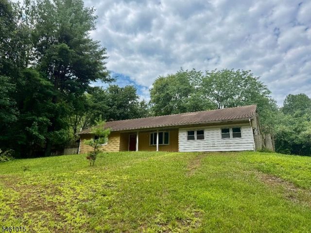 150 Karrville Rd, Mansfield Twp., NJ 07865