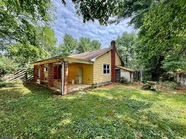 150 Karrville Rd, Mansfield Twp., NJ 07865