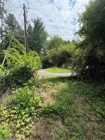 150 Karrville Rd, Mansfield Twp., NJ 07865