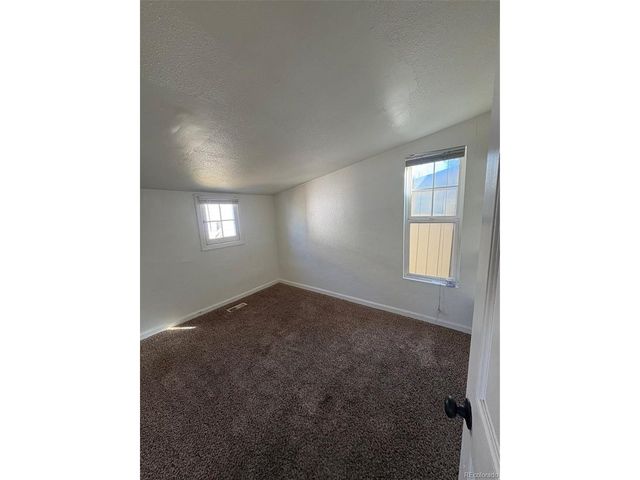 2086 Hanover St, Aurora, CO 80010