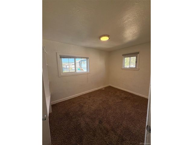 2086 Hanover St, Aurora, CO 80010