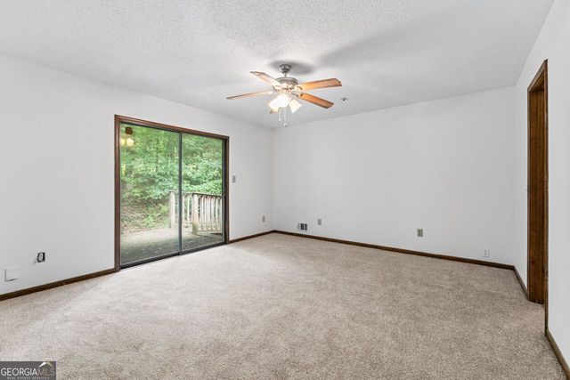 655 Sunset Drive, Locust Grove, GA 30248