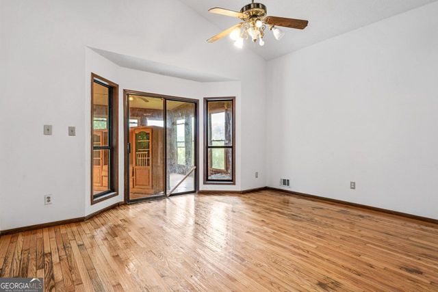 655 Sunset Drive, Locust Grove, GA 30248