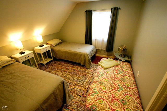 96 Ems T48a Lane, Syracuse, IN 46567