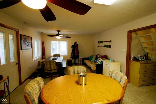 96 Ems T48a Lane, Syracuse, IN 46567