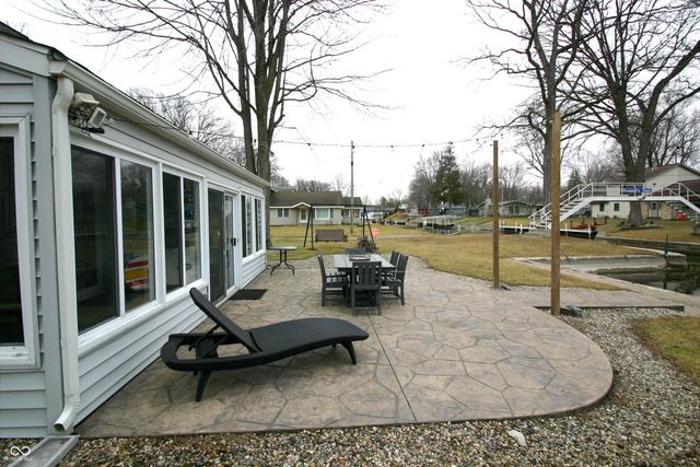 96 Ems T48a Lane, Syracuse, IN 46567