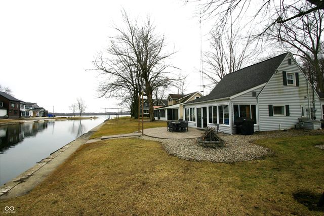 96 Ems T48a Lane, Syracuse, IN 46567