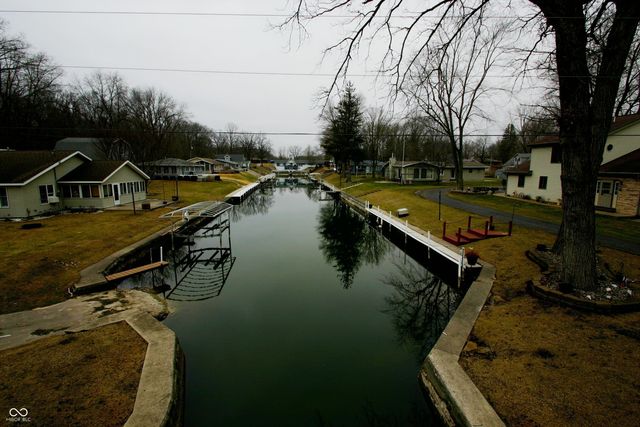 96 Ems T48a Lane, Syracuse, IN 46567