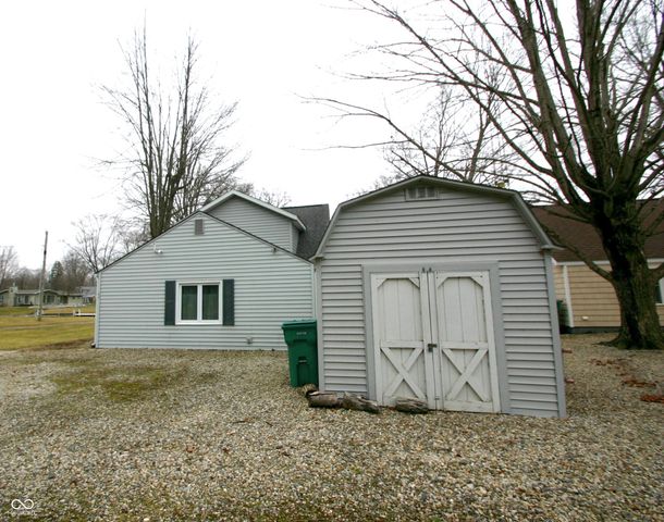 96 Ems T48a Lane, Syracuse, IN 46567