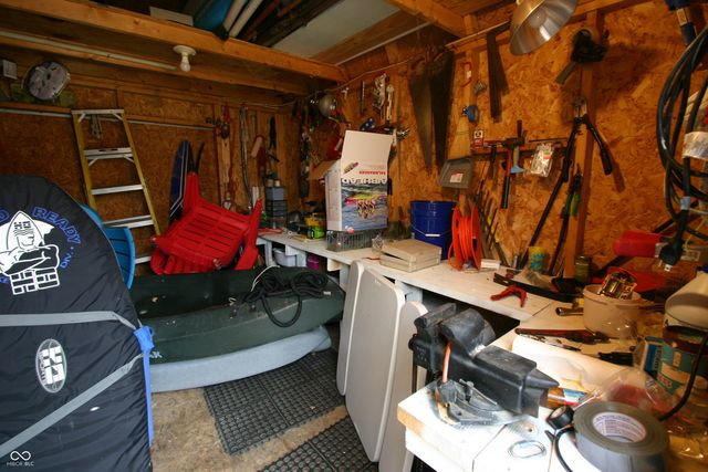 96 Ems T48a Lane, Syracuse, IN 46567