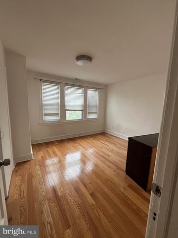 5229 TABOR RD, Philadelphia, PA 19120