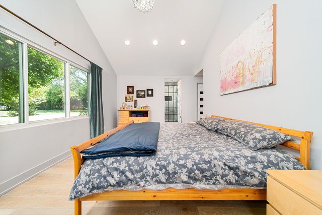 20665 N Weiland Road, Lincolnshire, IL 60069