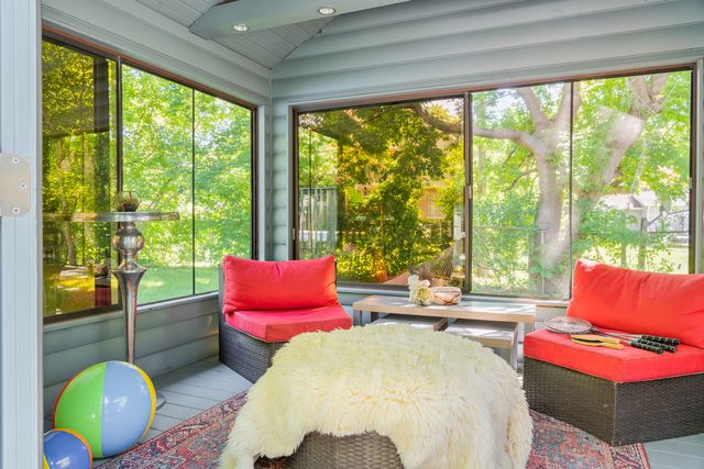 20665 N Weiland Road, Lincolnshire, IL 60069