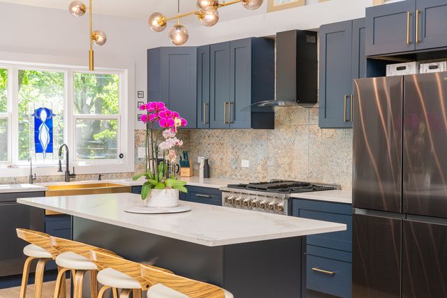 20665 N Weiland Road, Lincolnshire, IL 60069