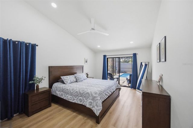 2212 LAKE BAY WAY, Brandon, FL 33511