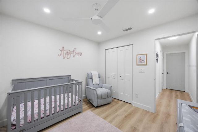 2212 LAKE BAY WAY, Brandon, FL 33511